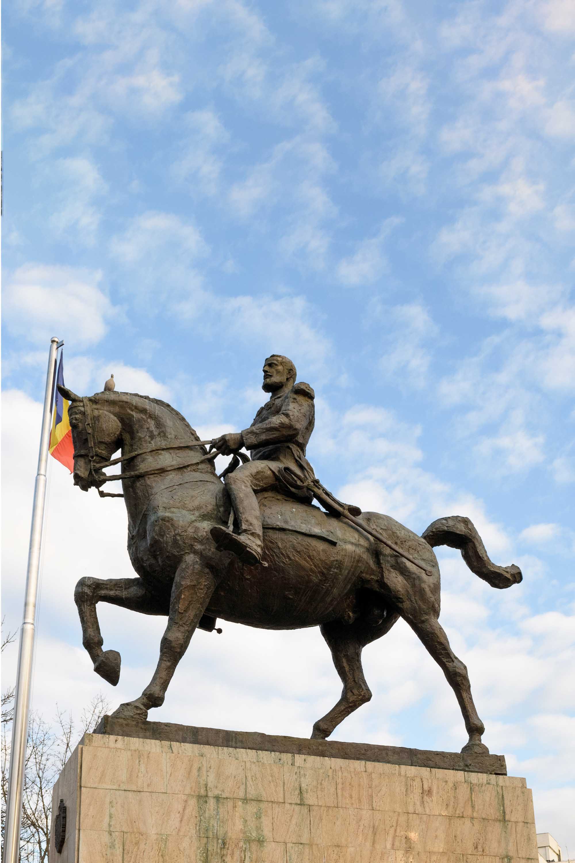 1/250, f/8, ISO 160, 18mm