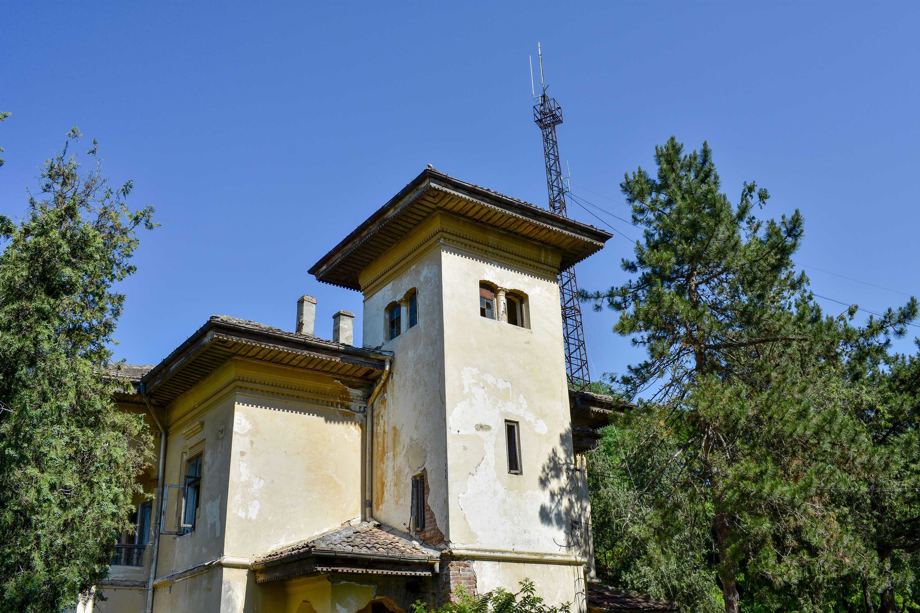 1/200, f/11, ISO 100, 21mm