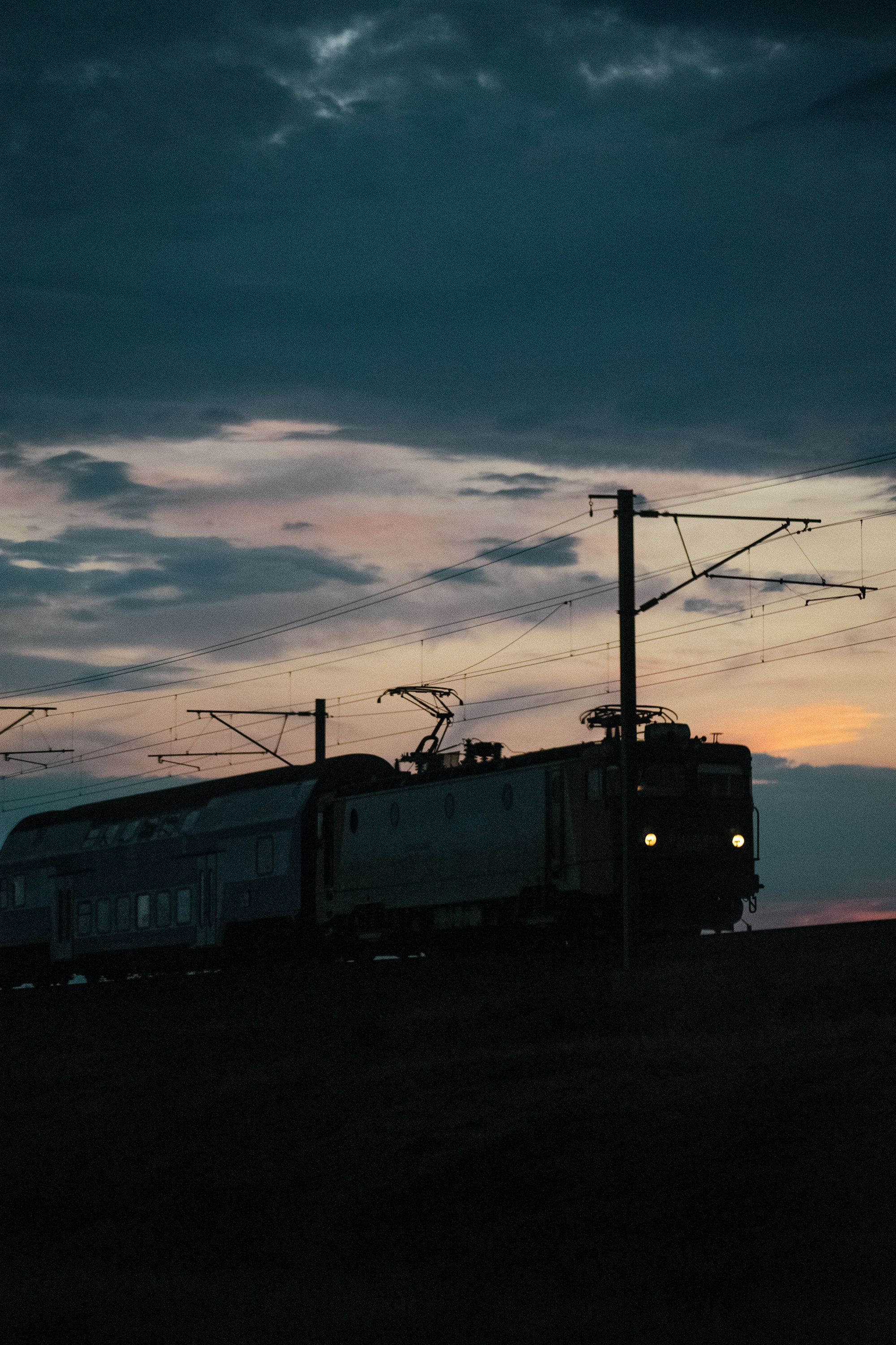 1/640, f/4.8, ISO 3200, 95mm